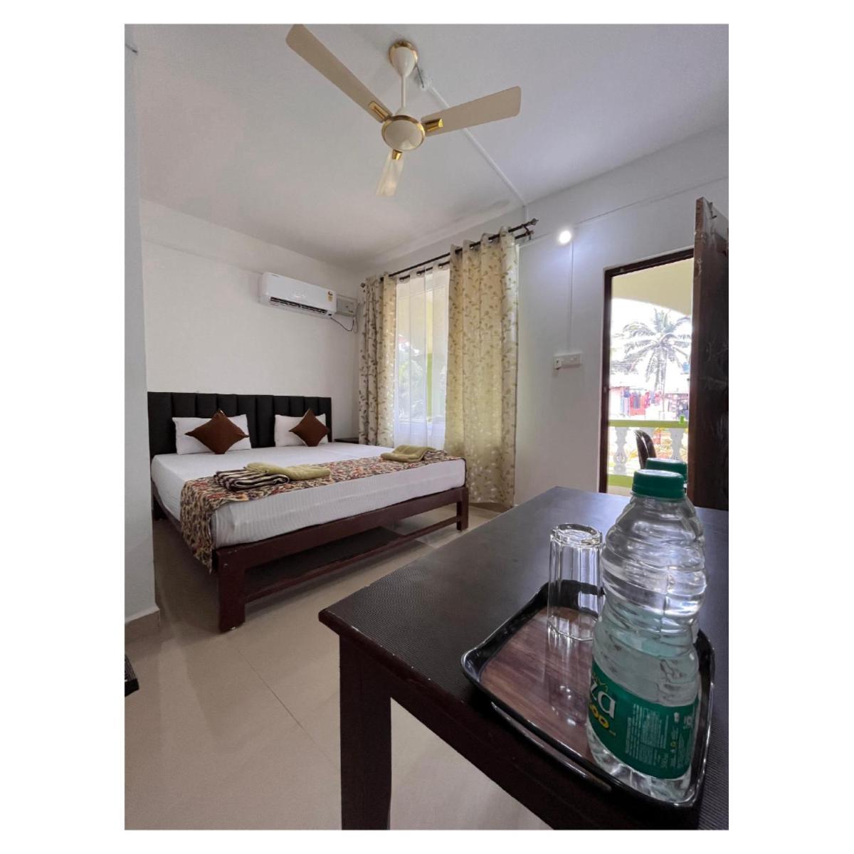 Sea 2000 Resort Canacona Buitenkant foto