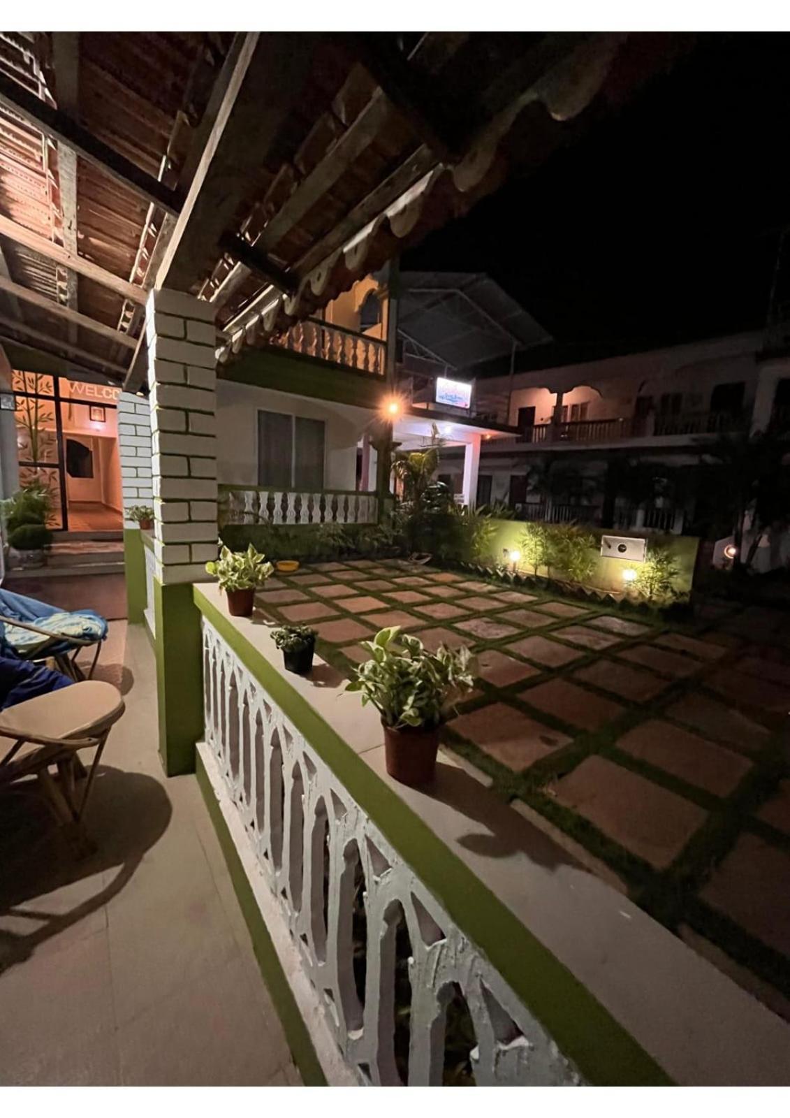 Sea 2000 Resort Canacona Buitenkant foto